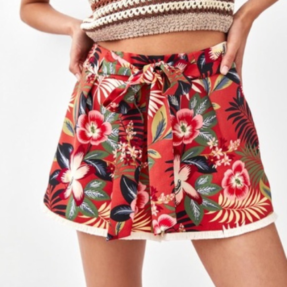 Zara TRF collection Bermuda pink shorts